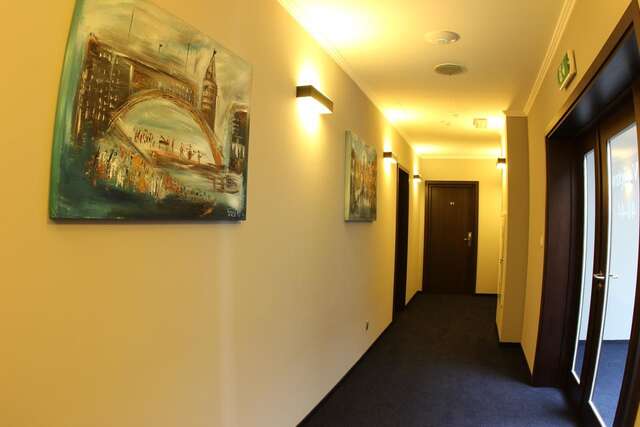 Отель Hotel Kamienica Ополе-19